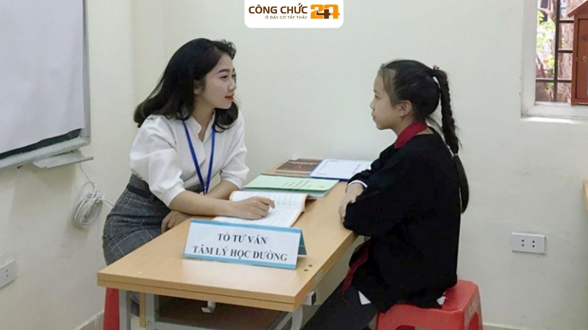 Các bé 12-15 tuổi thường nhạy cảm, thay đổi tâm lý nên phải sát sao các con hơn