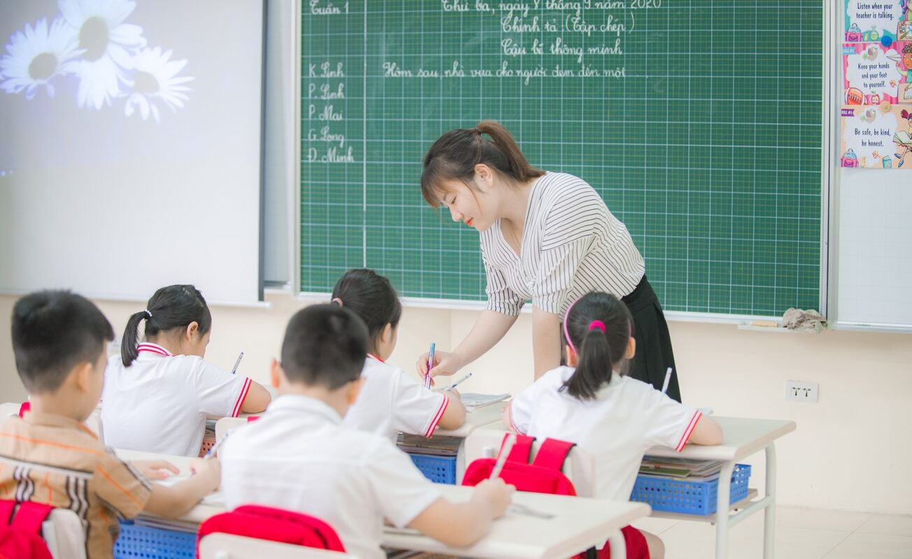 Khung pháp lý mới của kỳ thi Viên chức Giáo dục