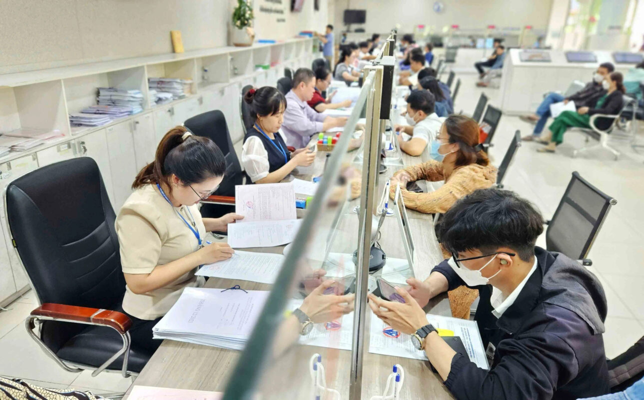 Lý do bạn nên đầu tư vào tài liệu ôn thi chuẩn