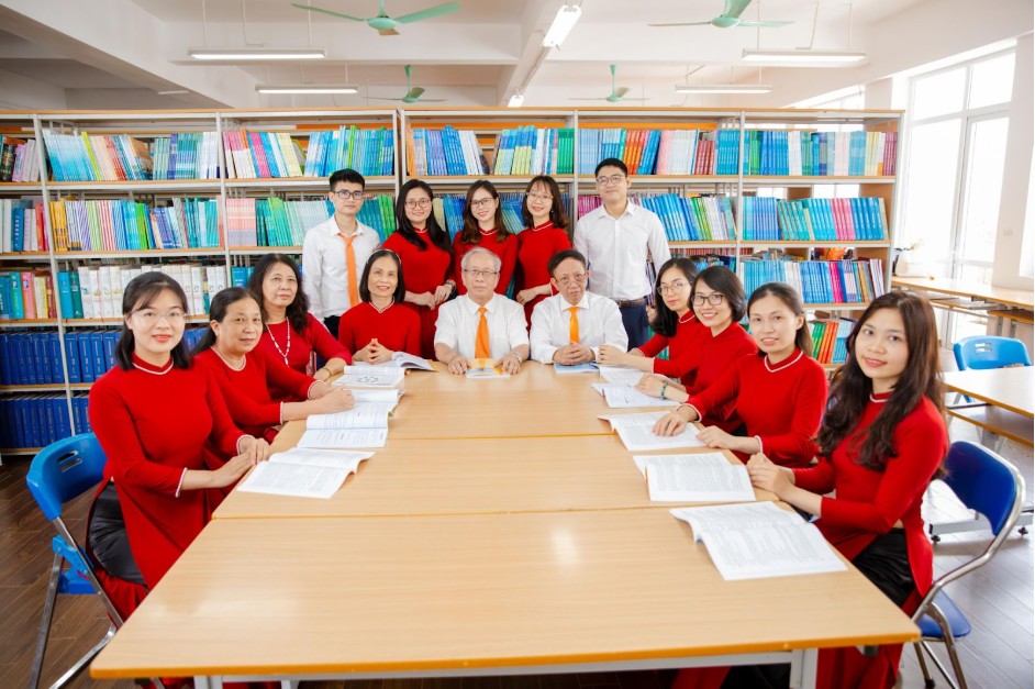 Nhóm tình huống liên quan tới đồng nghiệp