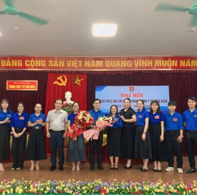 Hàng ngũ cán bộ Đoàn viên TT Y tế Tiên Điền
